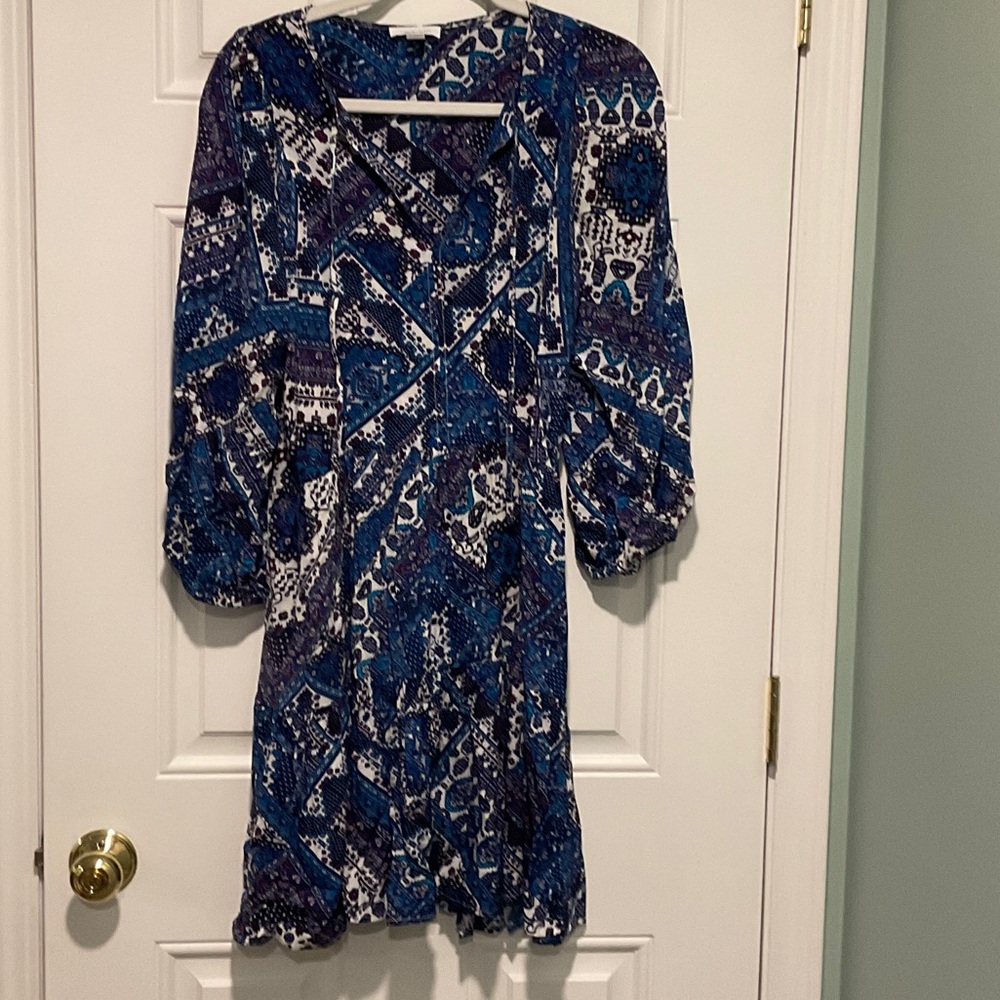 Calvin Klein Blue and White Printed Long Sleeve V-Neck Dress